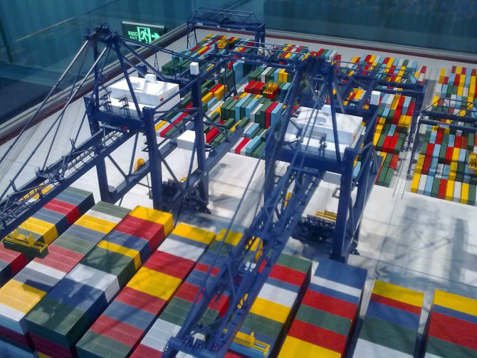 黄龙县港口集装箱堆场